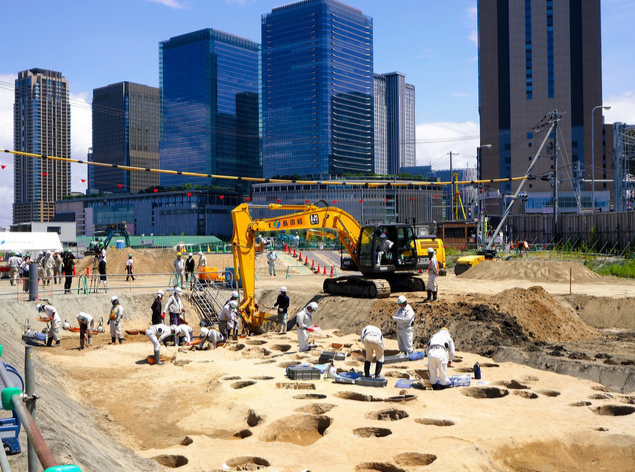 惊悚！日本大阪市中心挖出1500具人骨，当地居民“吓哭”（组图） - 4