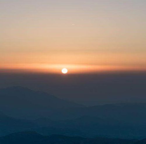 失败有两种，一种为光说不练，另一种为有勇无谋。