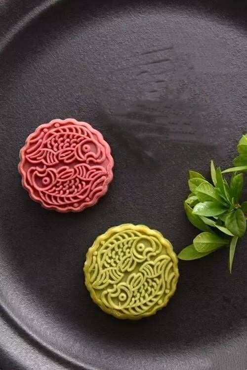 中秋饮茶配月饼，是墨守成规，还是不落俗套