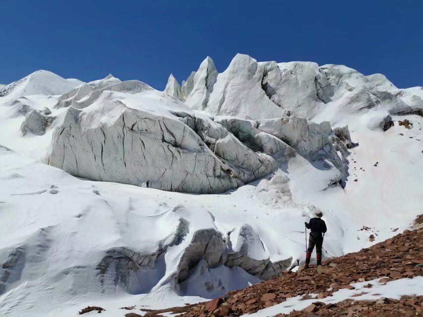 2年半4次深入祁連山，他用最樸實的方式記錄了真實的哈蘇線 旅遊 第11張