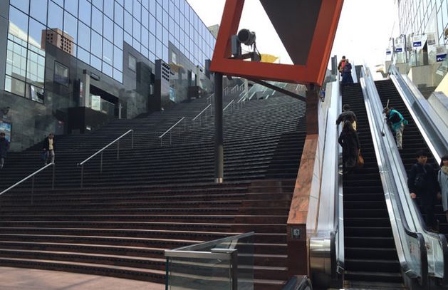 令人眼晕的超高楼梯 Jr京都站 德亚 微信公众号文章阅读 Wemp