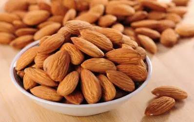 【健康养生】掉头发最该补的东西竟然是它？99%的人都不知道！