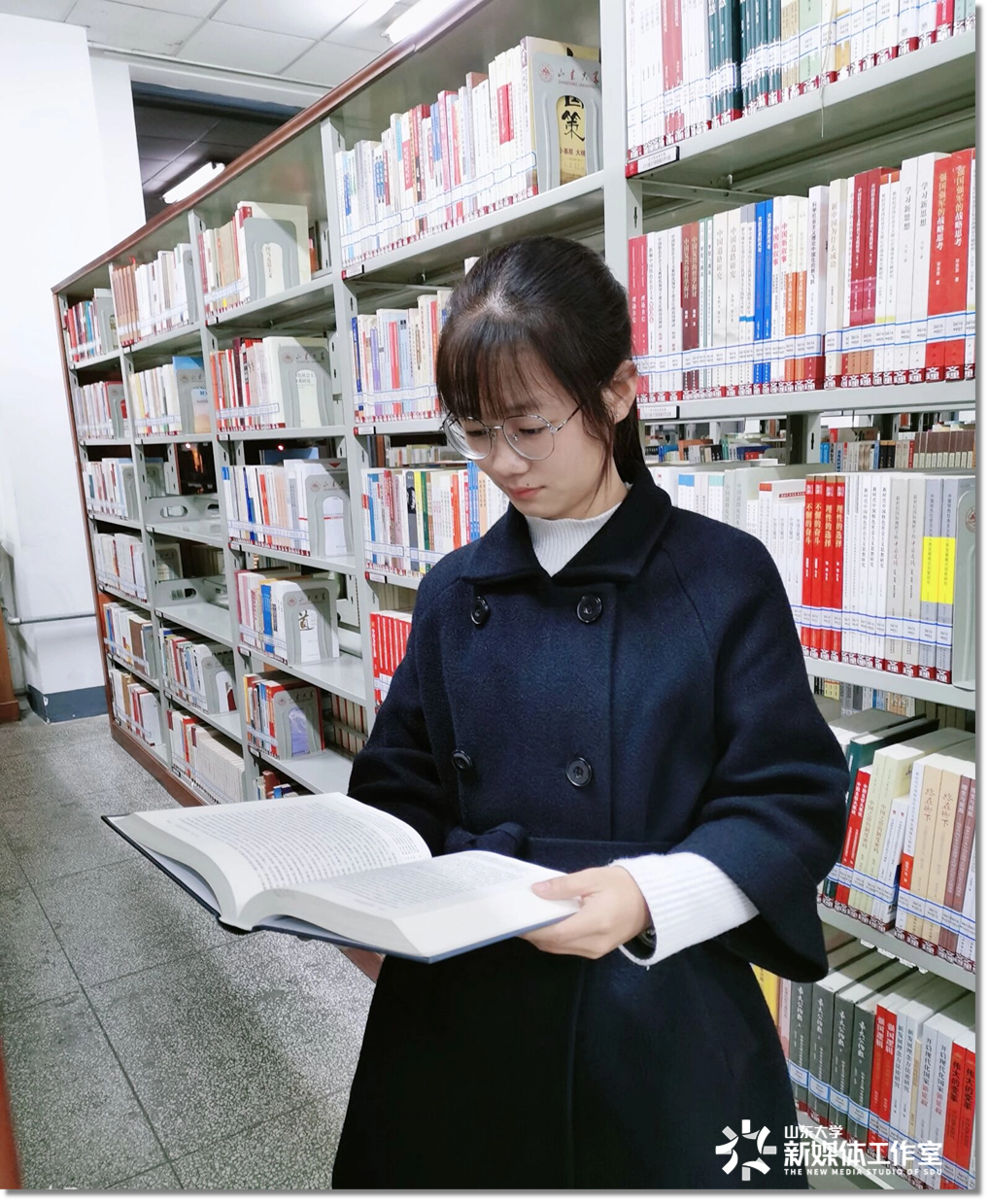 她是马艳姣夸克到宇宙的度量者