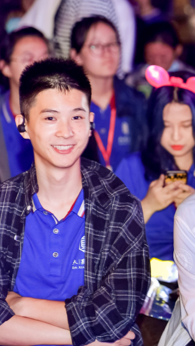 王培塬：乘风破浪的B站UP主