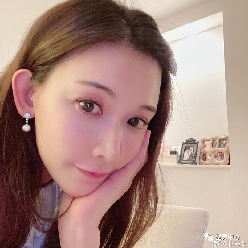 【美女】林志玲早年被当众“撕衣”？这身材难怪是“童年女神”！（组图） - 2