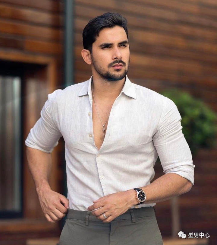 猛男夏日必备穿搭!帅气又有型!-友友