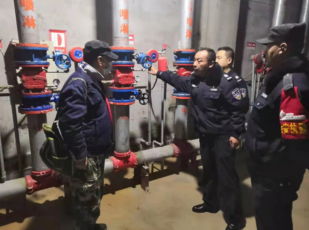 我院治保部圆满完成春节期间安全保卫工作