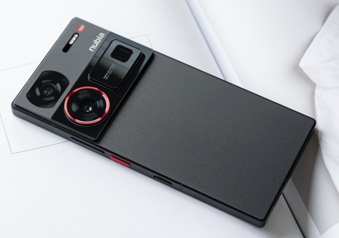 2024年“最强续航”的5款性能手机，续航强还流畅，轻松战斗五年