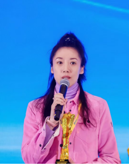 荣耀加冕！伽倍斩获“慧聪汽车2025年度车衣车膜影响力品牌”，以硬核实力铸就行业标杆