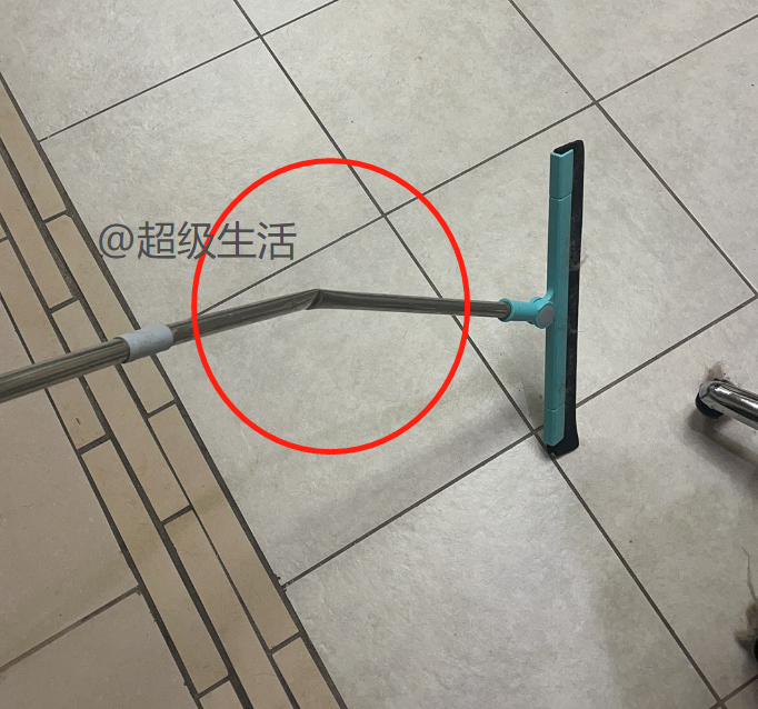 仇华砍人案！ 白人男子持长刀狂砍，大喊“Fxxk Chinese“，华人妹子拿拖把勇斗（组图） - 7