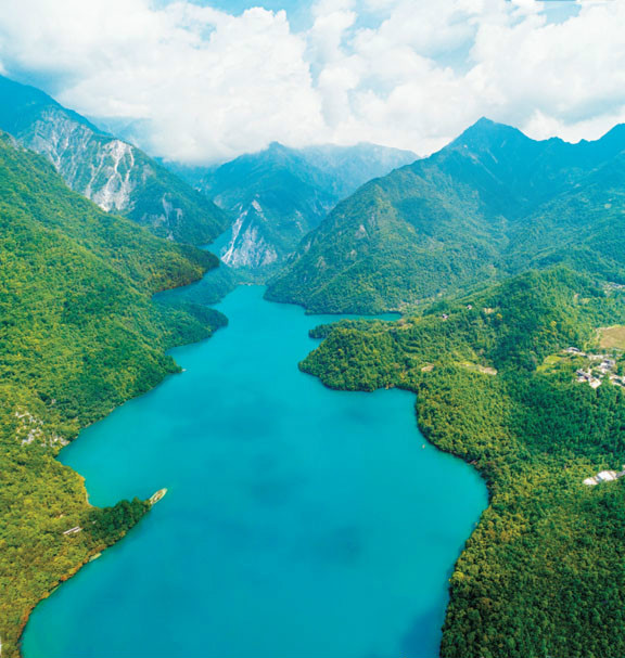 九省联动共赴清凉之夏带你看祖国大江大河