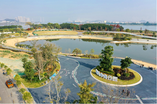 有美景有球场江门这个公园很网红遛娃走起