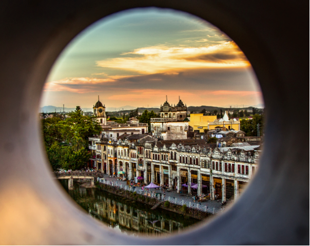 央视新闻联播大美中国聚焦江门开平碉楼带你领略独特魅力