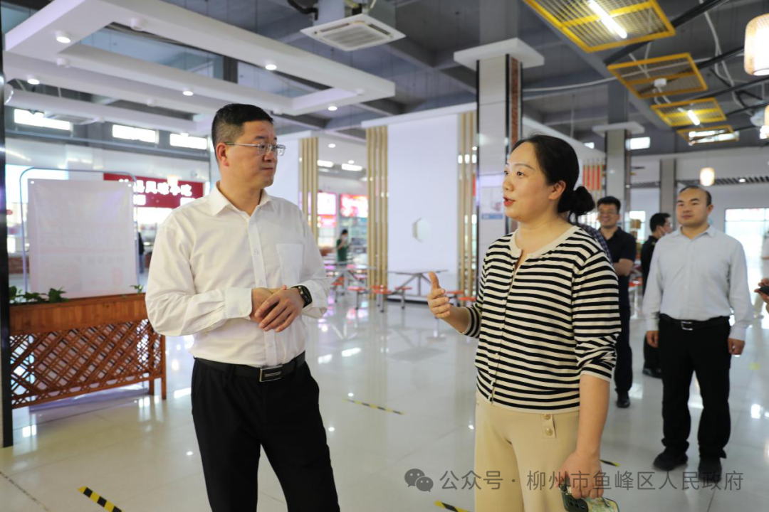 石小松带队开展校园食品安全专题调研 - 鱼峰动态 - 广西柳州市鱼峰区