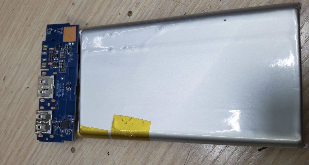 拆解分析：小米10000mAh 22.5W 快充充电宝的图21