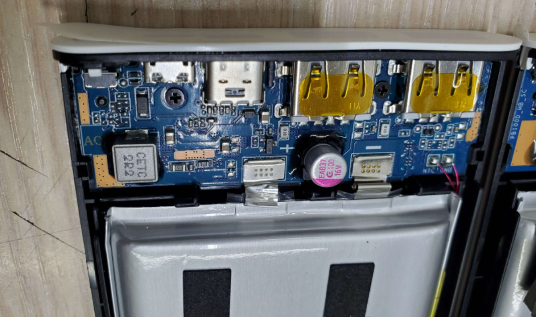 拆解分析：小米10000mAh 22.5W 快充充电宝的图26