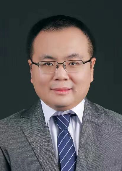 董鹏