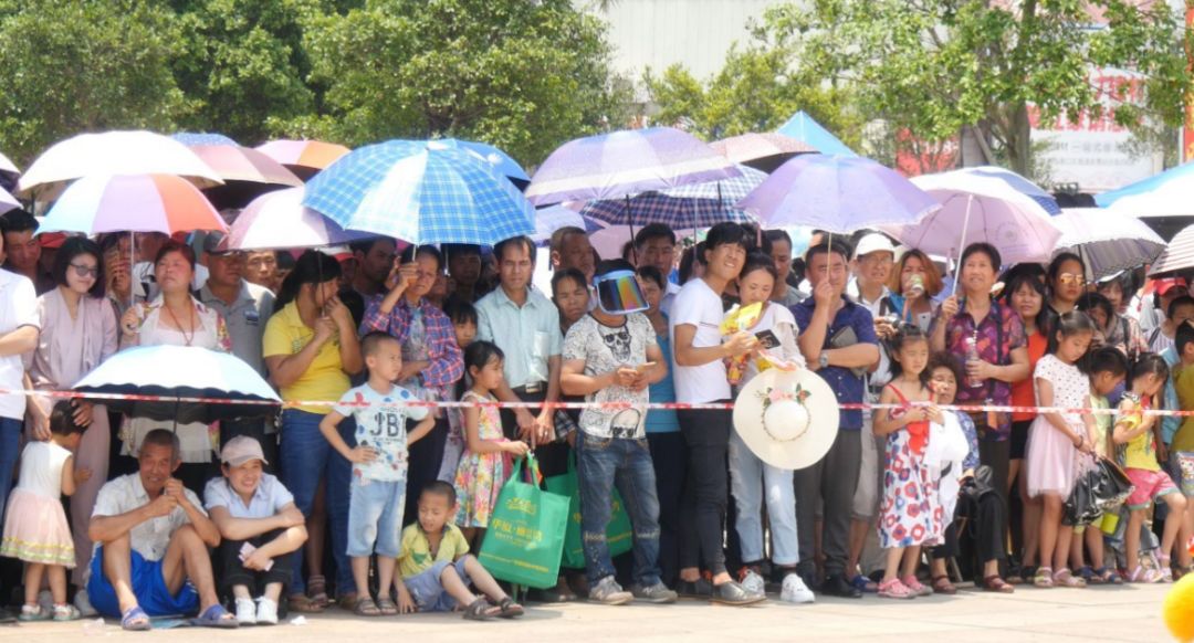 【精彩预告】“盛隆杯”防城港市2018年海上国际龙舟赛即将鸣鼓开赛！(图19)