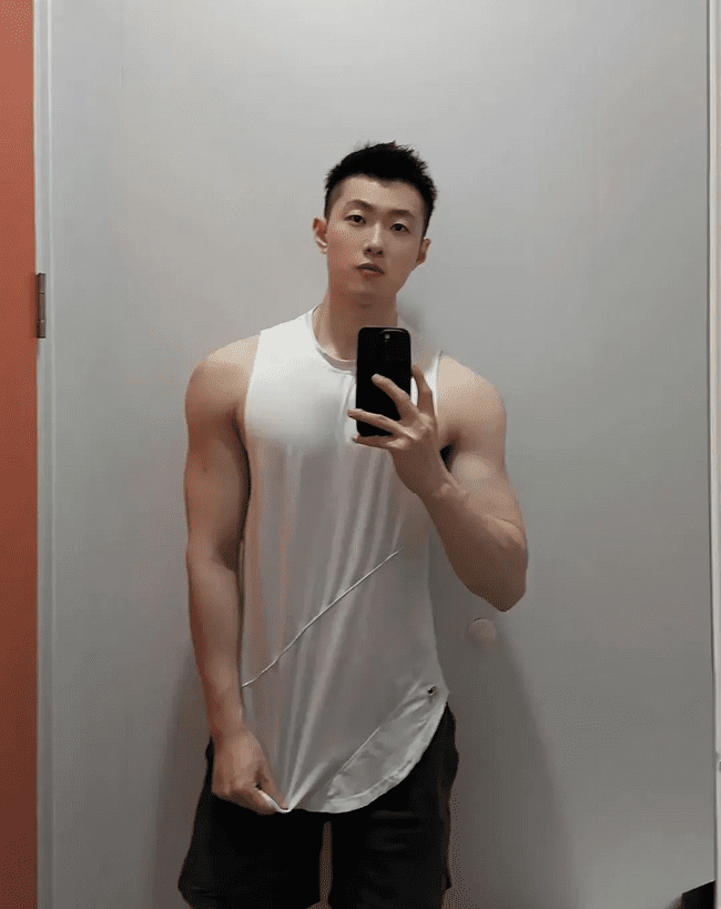 图片[24]-冷白皮肌肉0，大翘臀白白香香的真好看-小蓝短视频