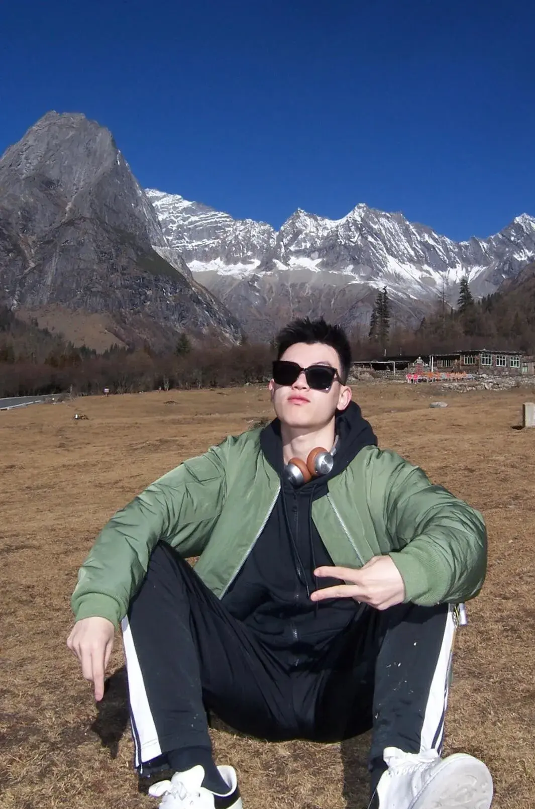 图片[13]-成都特斯拉179cm小哥哥，颜值与实力的碰撞，你顶得住？-潮男潮北-潮男潮北