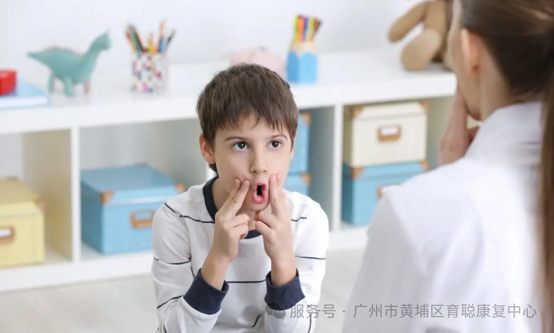 【育聪】特殊孩子每天做口腔训练，1个月后会发生什么变化？