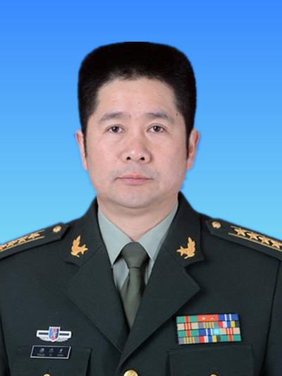 谢月浩,男,汉族,1965年8月生,省委党校大学,中共党员,当选为云浮市委