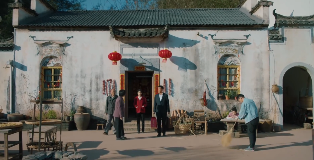 赵丽颖的面相一看就很精明_赵丽颖面相旺夫吗_赵丽颖的面相有福气