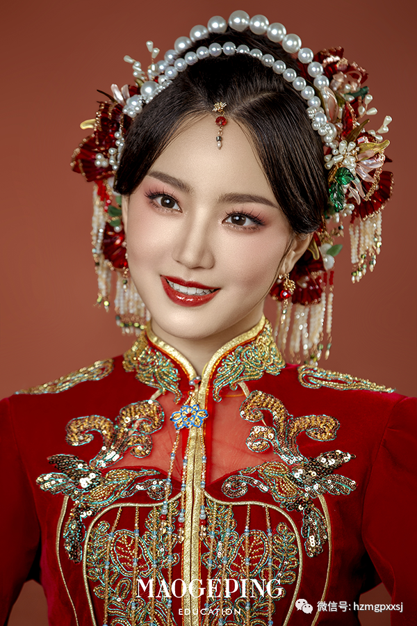 化妆学校正规学校排名_化妆学校哪个学校好_化妆学校