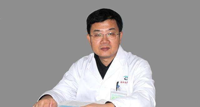 文小敏南方医科大学中西医结合医院脾胃病科教授,主任医师,医学博士