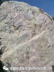 珍珠岩质保温装饰复合板在超低能耗节能体系中的应用