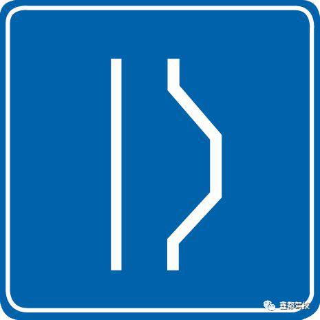 国道y开头乡道交叉路口预告                   指路标志分向行驶车道