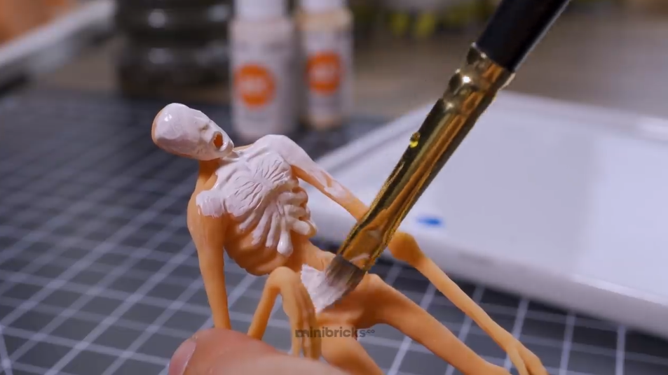 浴室惊魂：油管博主用3D打印逼真再现恐惧妄想场景的图12