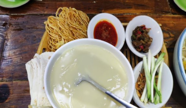枣庄滕州——白粥无可争议的绝对主流表代派甜山东爱喝粥,除了在腊八