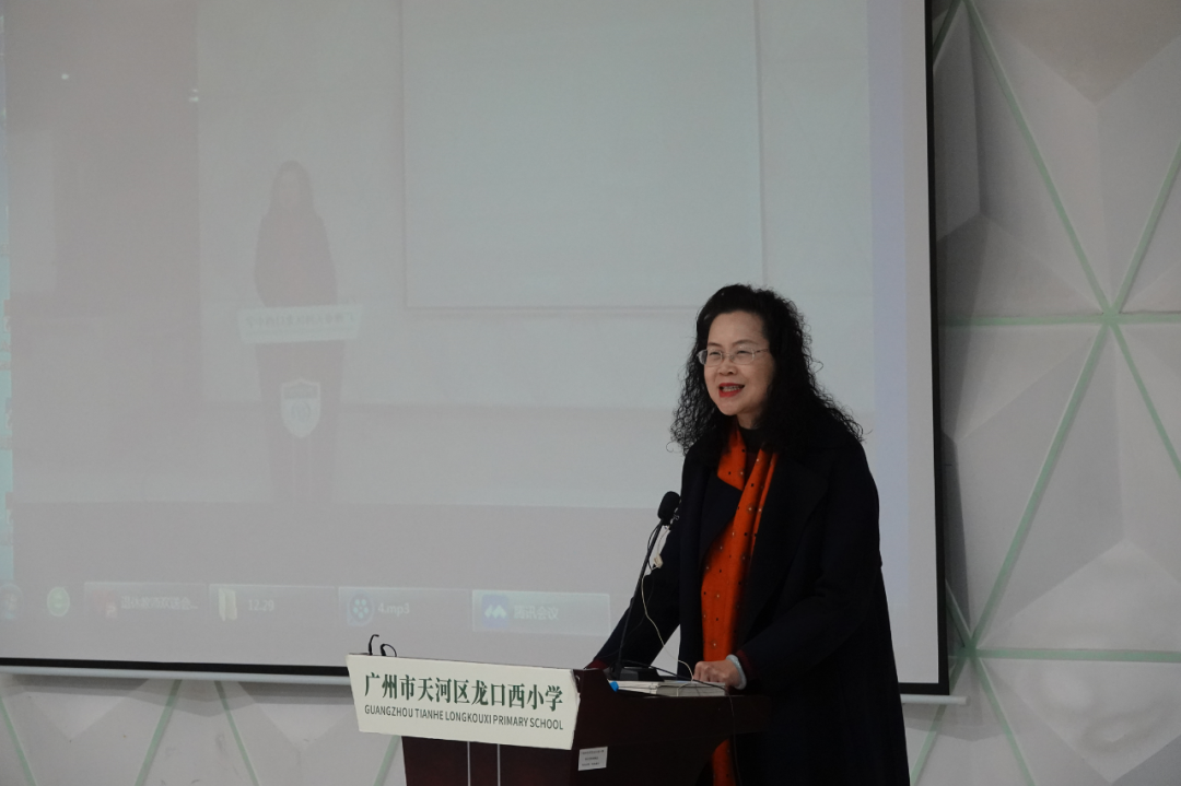 岁月染芳华粉笔育英才记龙口西小学最美教师事迹宣讲暨退休教师欢送会