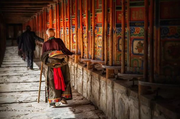 



甘南环线——一个人的朝圣之路
