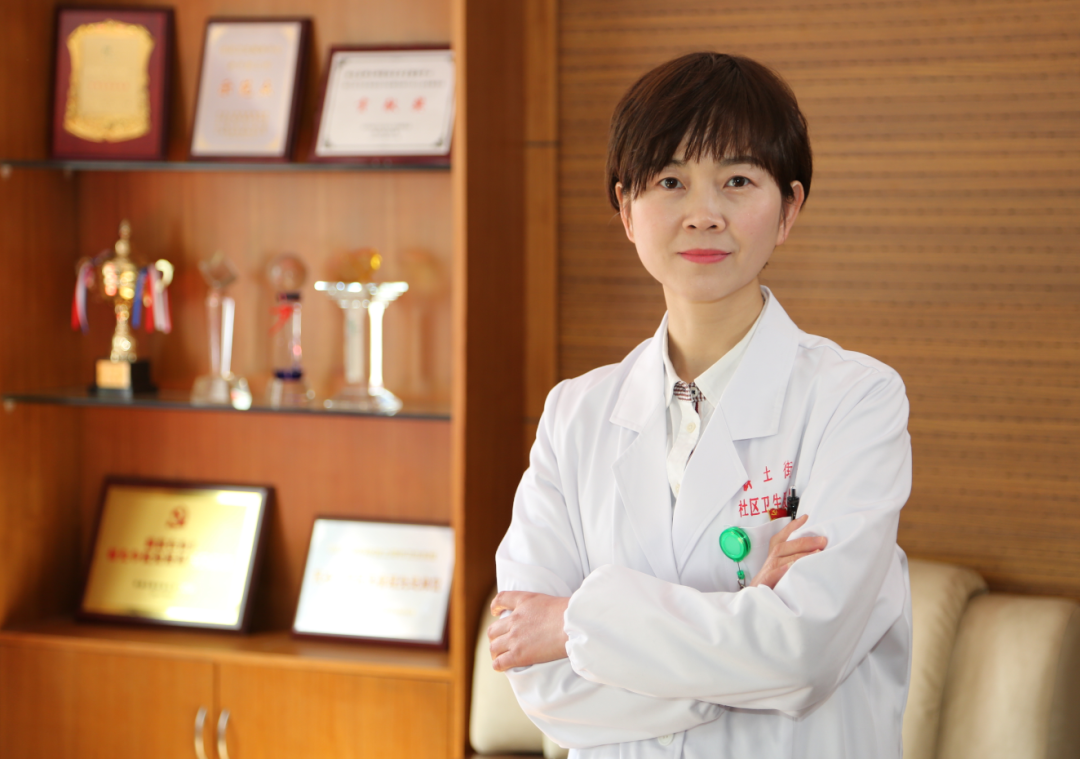 新征程奋进者|朱兰:从诊室走向社区,做居民信赖的"小朱医生"