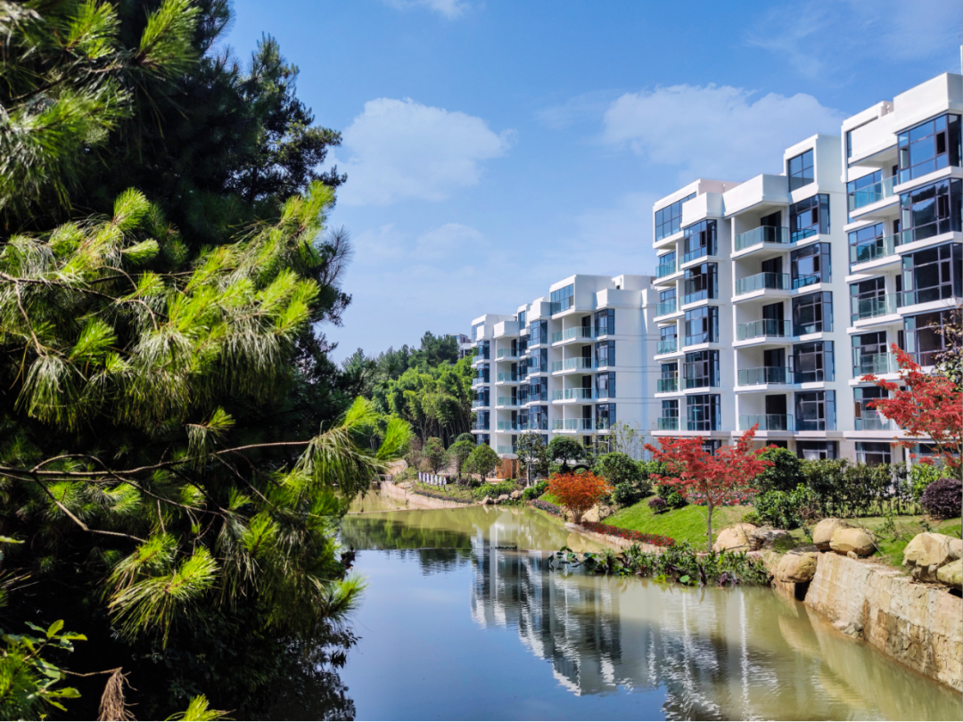 重庆帝岭·云湖避暑房坐拥横山得天独厚生态资源,重庆看房车联系