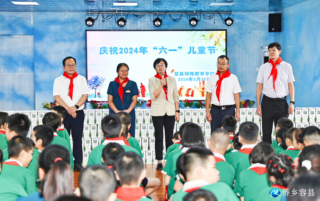 县领导开展"六一"国际儿童节慰问活动 - 政务要闻 - 广西玉林容县人民