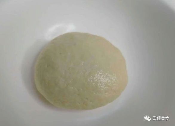 牛肉饼的制作方法_牛肉罩饼培训_自制牛肉汉堡包饼