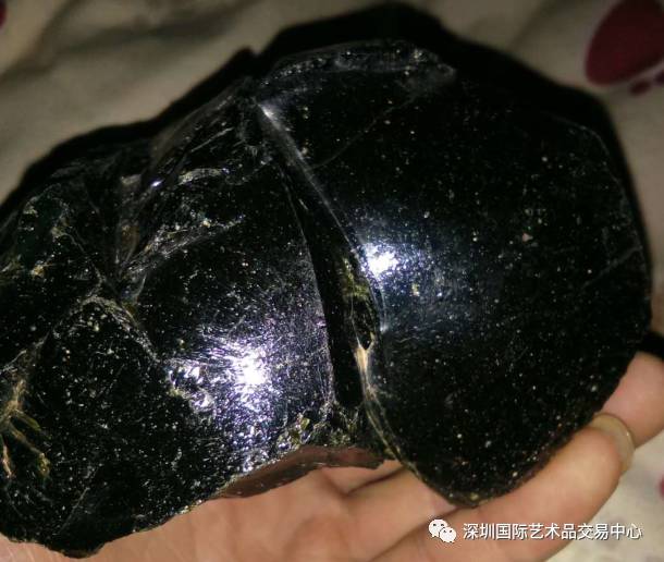 玻璃陨石成交率及价格有多高