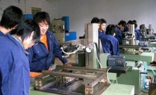 揪心！日本高级技工占比40%，德国50%，而中国仅为5%的图3