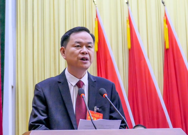 兴宁市十六届人大一次会议胜利闭幕