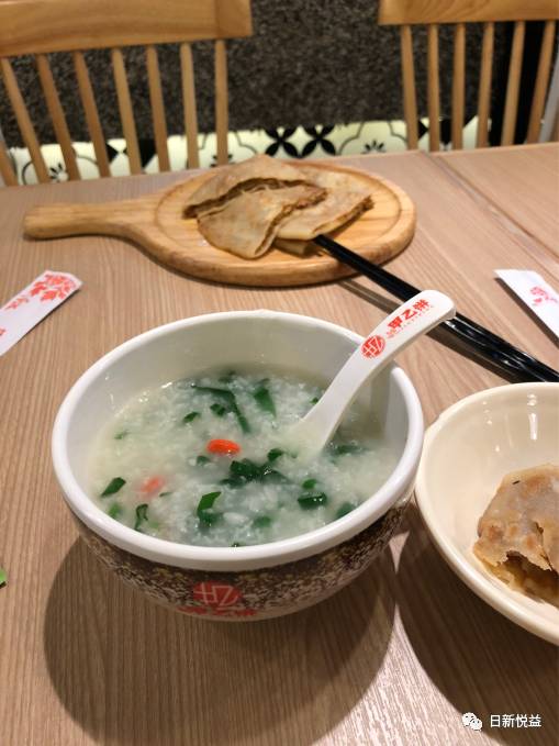 苹果返回上一级怎么弄_苹果返回上一级好麻烦_苹果返回上一级