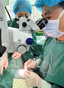 怎么装青光眼眼睛里装“阀门”，摆脱难治性青光眼困扰！_https://www.jmylbn.com_新闻资讯_第6张