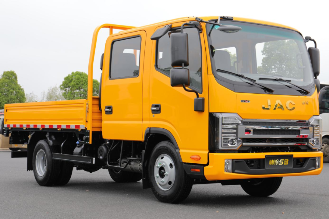 江淮1卡帅铃s3双排座兼顾载人与拉货江淮1卡