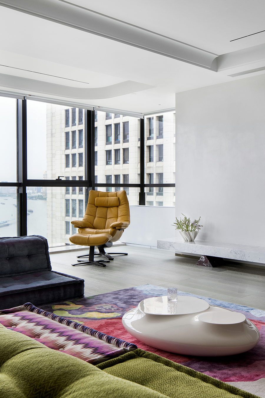 上海330㎡江景大平层年轻人的时尚美宅