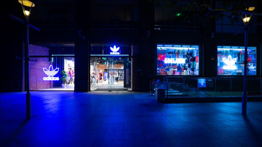 世貿天階引領街頭時尚運動風潮，全北京最大的adidas三葉草旗艦店重灌開業 時尚 第3張