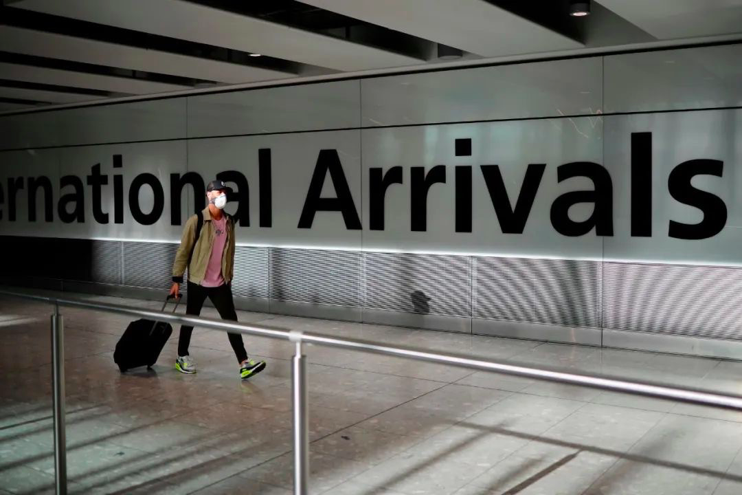 中英航班更新 回国的临时商业航班需要进行 限时 核酸检测 看这核酸检测流程 昏厥过去 英房资讯 微信公众号文章阅读 Wemp