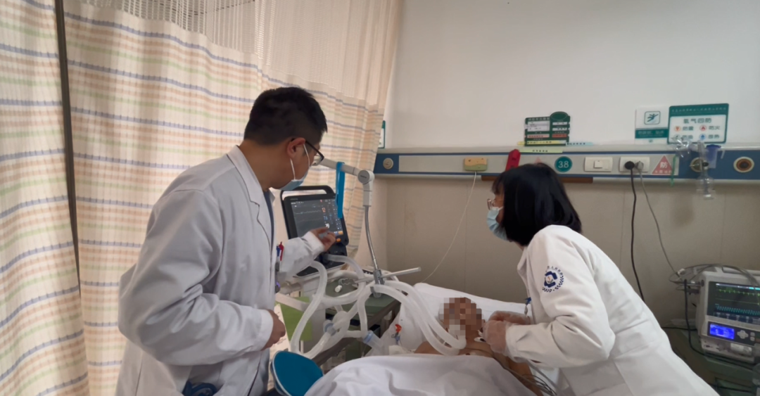 什么是有创呼吸机图片院区动态 ｜ 抢救生命，争分夺秒——泊里院区运用有创呼吸机成功抢救呼吸危重症患者_https://www.jmylbn.com_新闻资讯_第5张