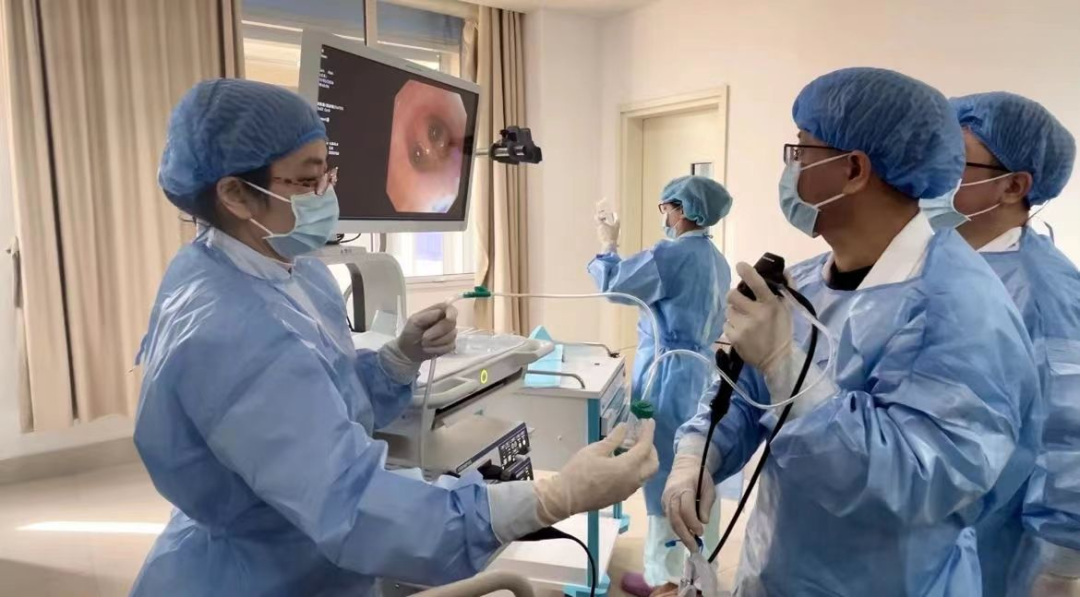 什么是有创呼吸机图片院区动态 ｜ 抢救生命，争分夺秒——泊里院区运用有创呼吸机成功抢救呼吸危重症患者_https://www.jmylbn.com_新闻资讯_第14张